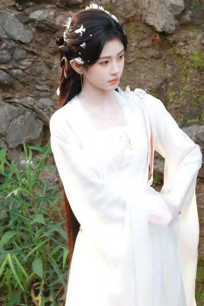 鞠婧祎