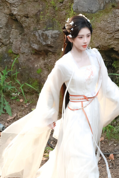 鞠婧祎