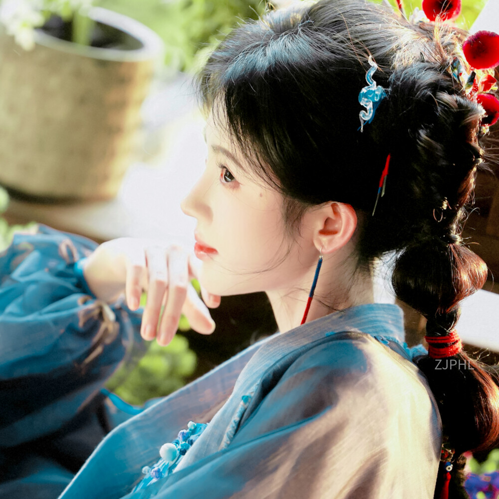 鞠婧祎
