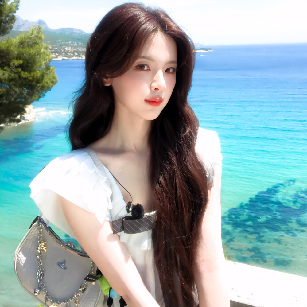 杨超越