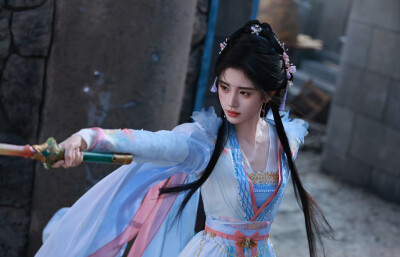 鞠婧祎
