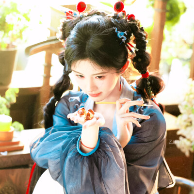 鞠婧祎