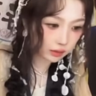 我好喜欢这两张猪照太可爱了