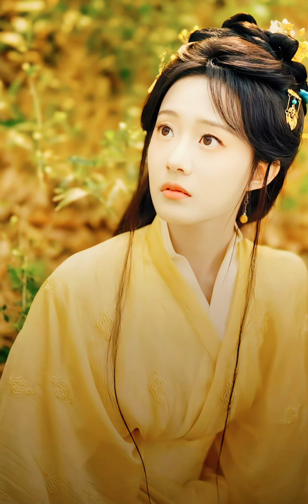 候呈玥