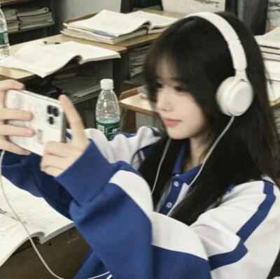 女头