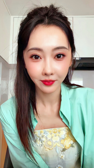 宣璐