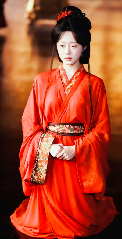 候呈玥