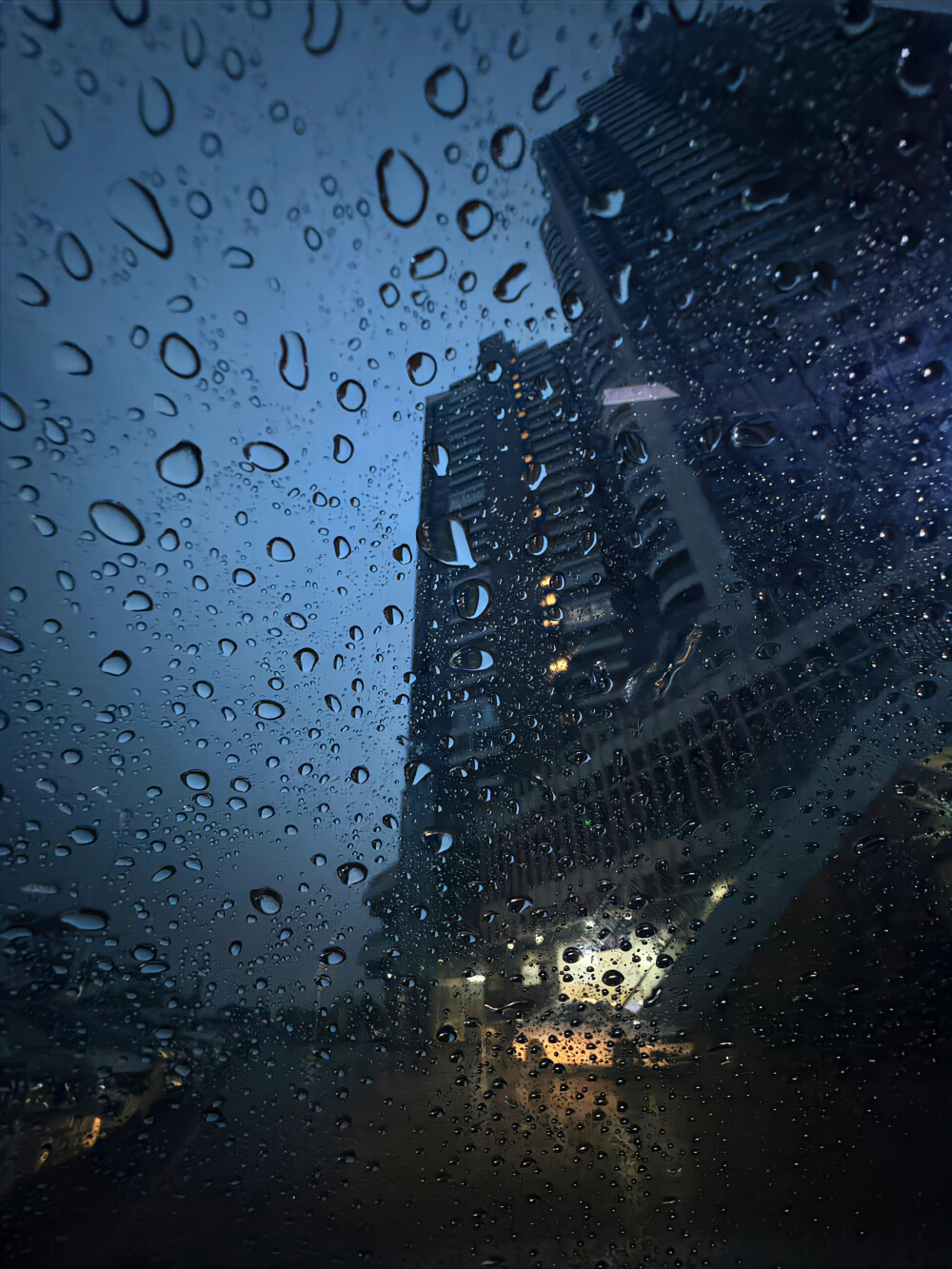雨天背景图 蓝调背景图