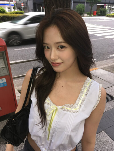 安宥真 yujin