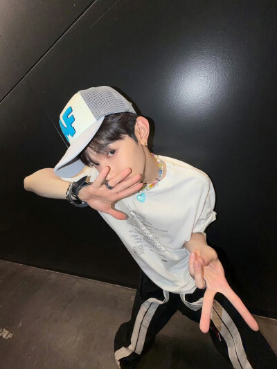 章昊