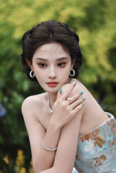 彭小苒