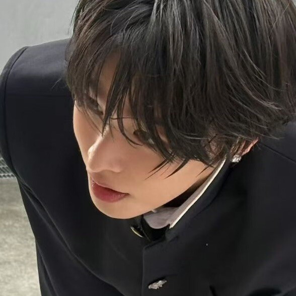 学兰服
