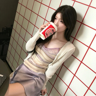 女生头像
喜欢点赞关注收藏