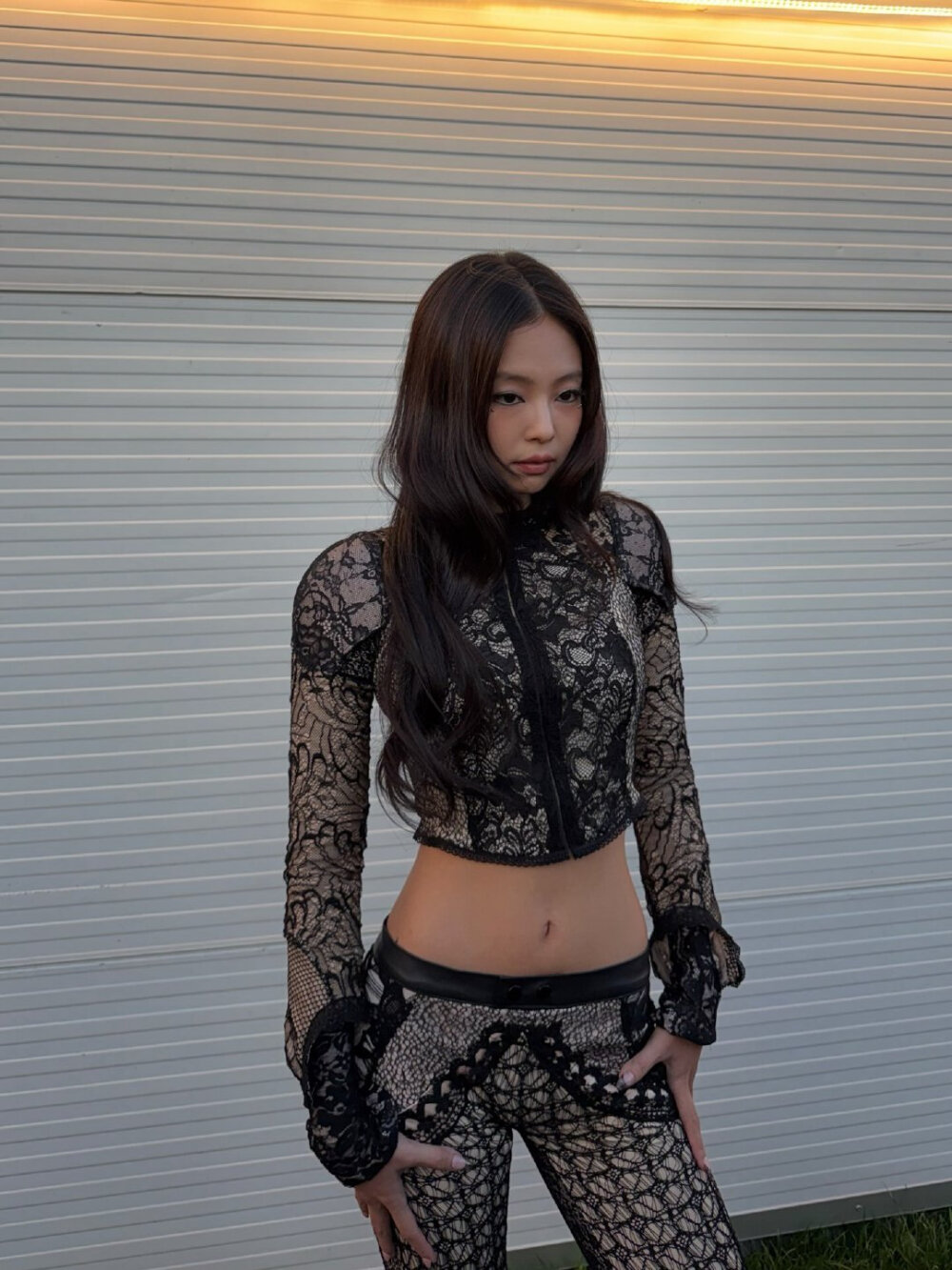 JENNIE 金珍妮