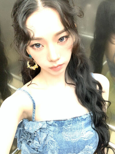 柳智敏 karina