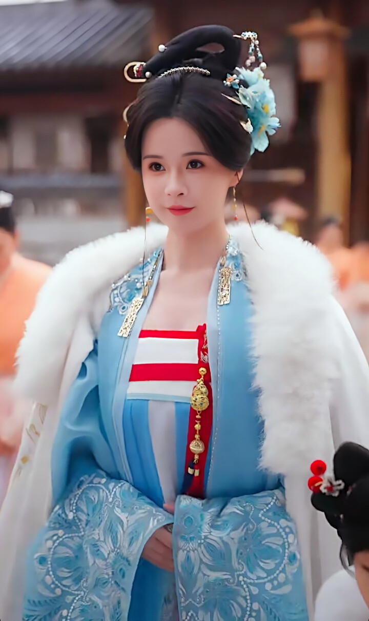 孟娜