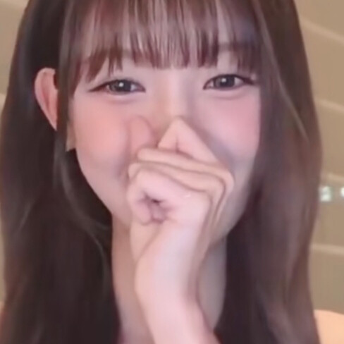 喜欢你带笑的眉眼