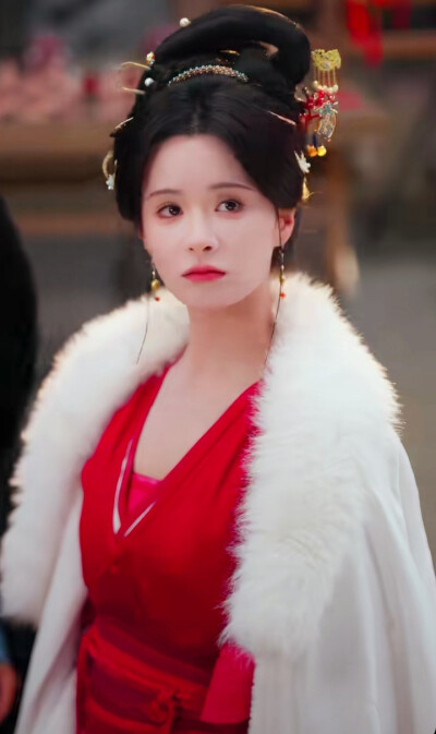 孟娜