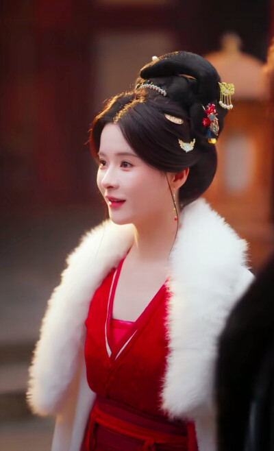 孟娜