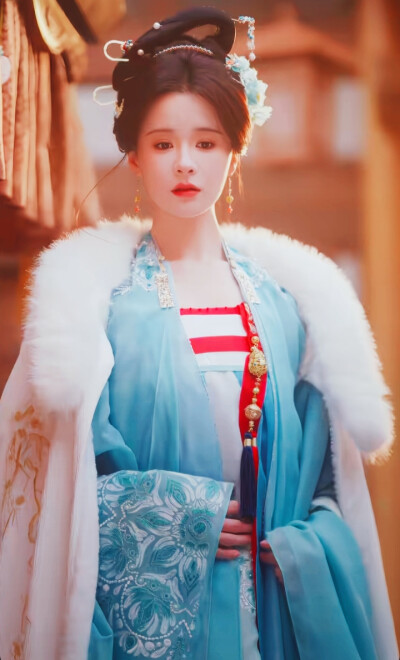 孟娜