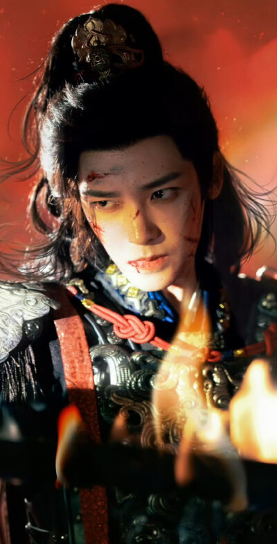 侯明昊《雀骨》萧无衣