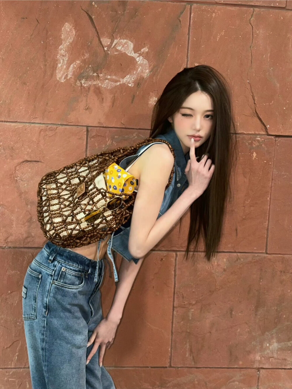 张元英