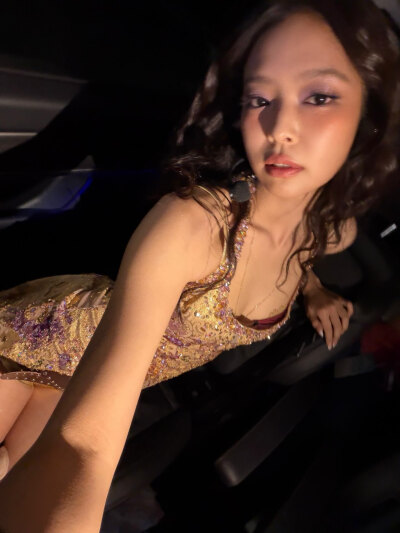 妮
