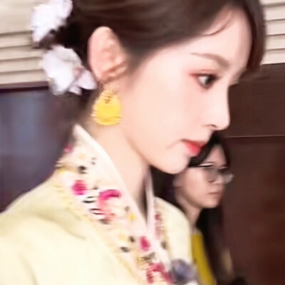薇薇