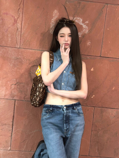 张元英