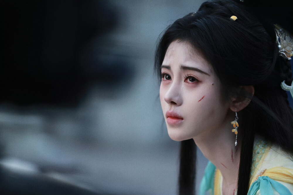 鞠婧祎