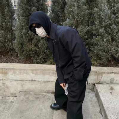 头像丨男头 大概是我太主动了