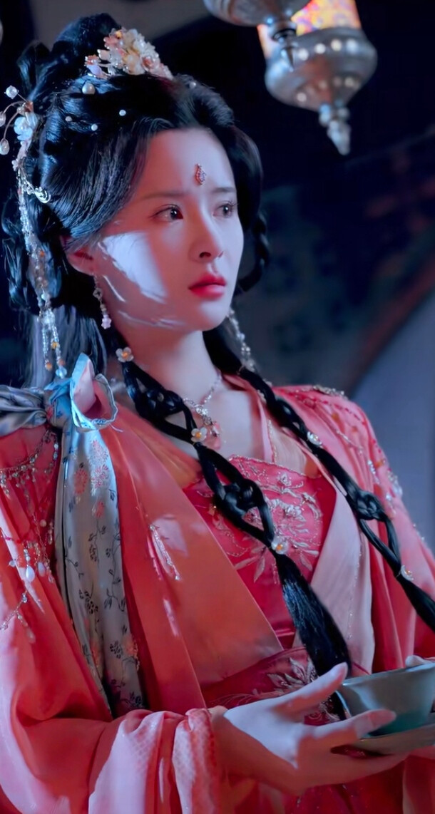孟娜