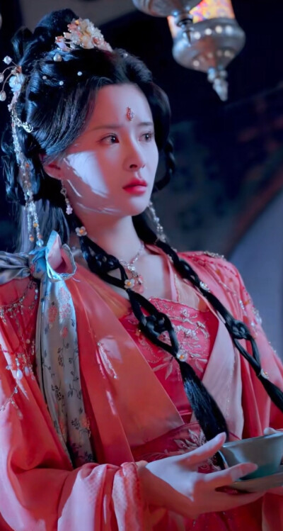 孟娜