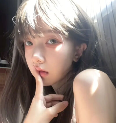 氛围感女生头像