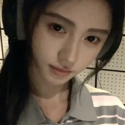 我保证我是个天使，只是这个世界有点坏(•̀ω•́ )★⭑⭑