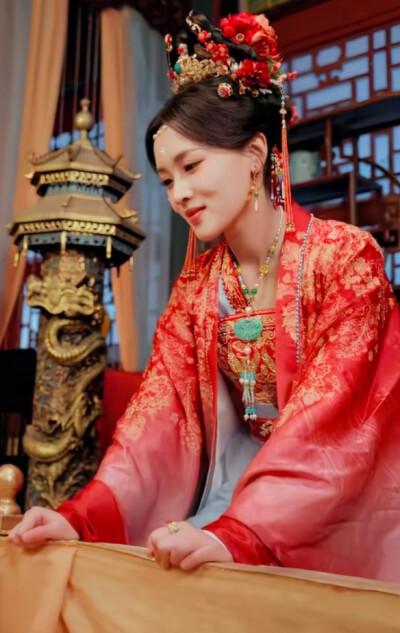 罗玮