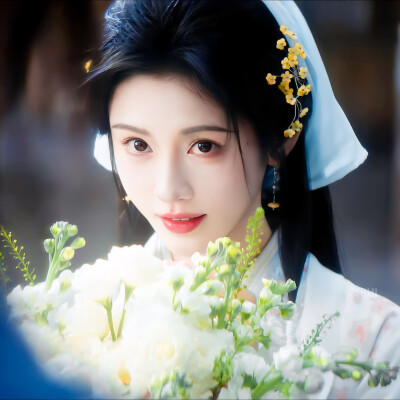 鞠婧祎