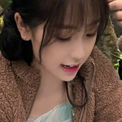 好喜欢小兰花，我修了一张，上头很好看