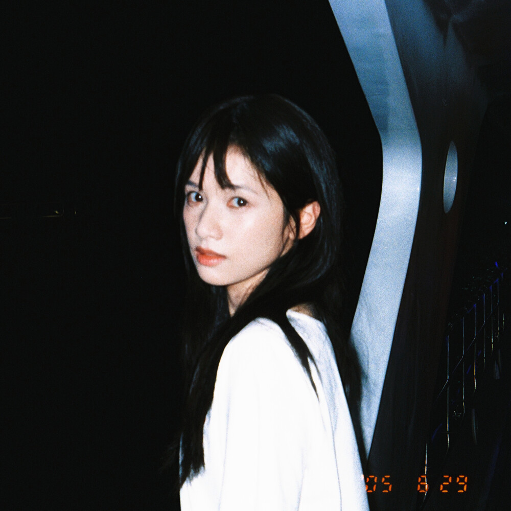 张婧仪