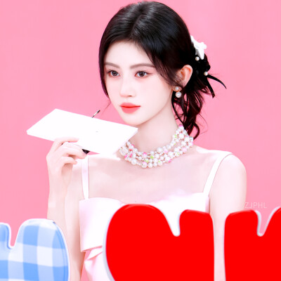 鞠婧祎