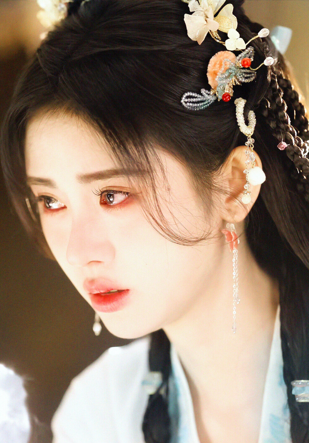 鞠婧祎
