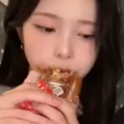 （嚼嚼嚼）