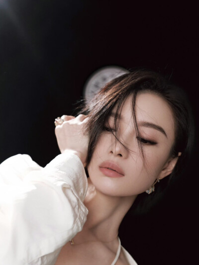 倪妮