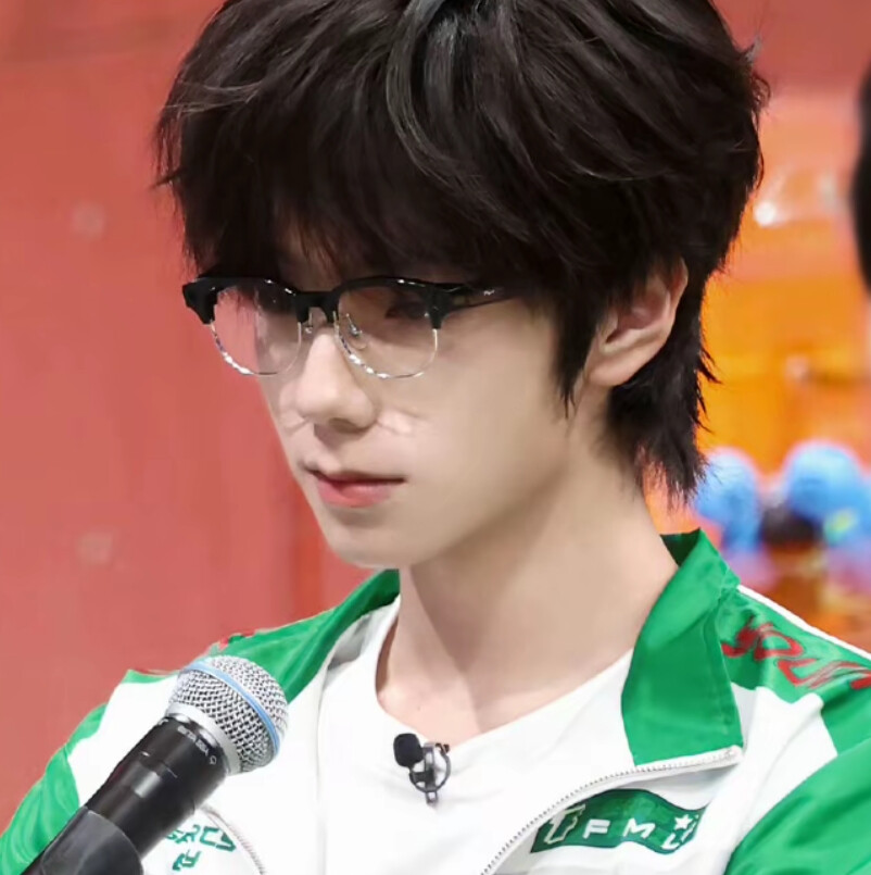 王橹杰