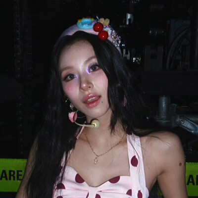 孙彩瑛 
