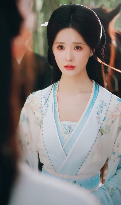 孟娜