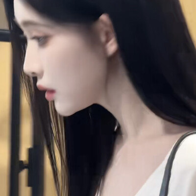 我的天啊这是神吗…..哪张放首张都觉得美翻了….