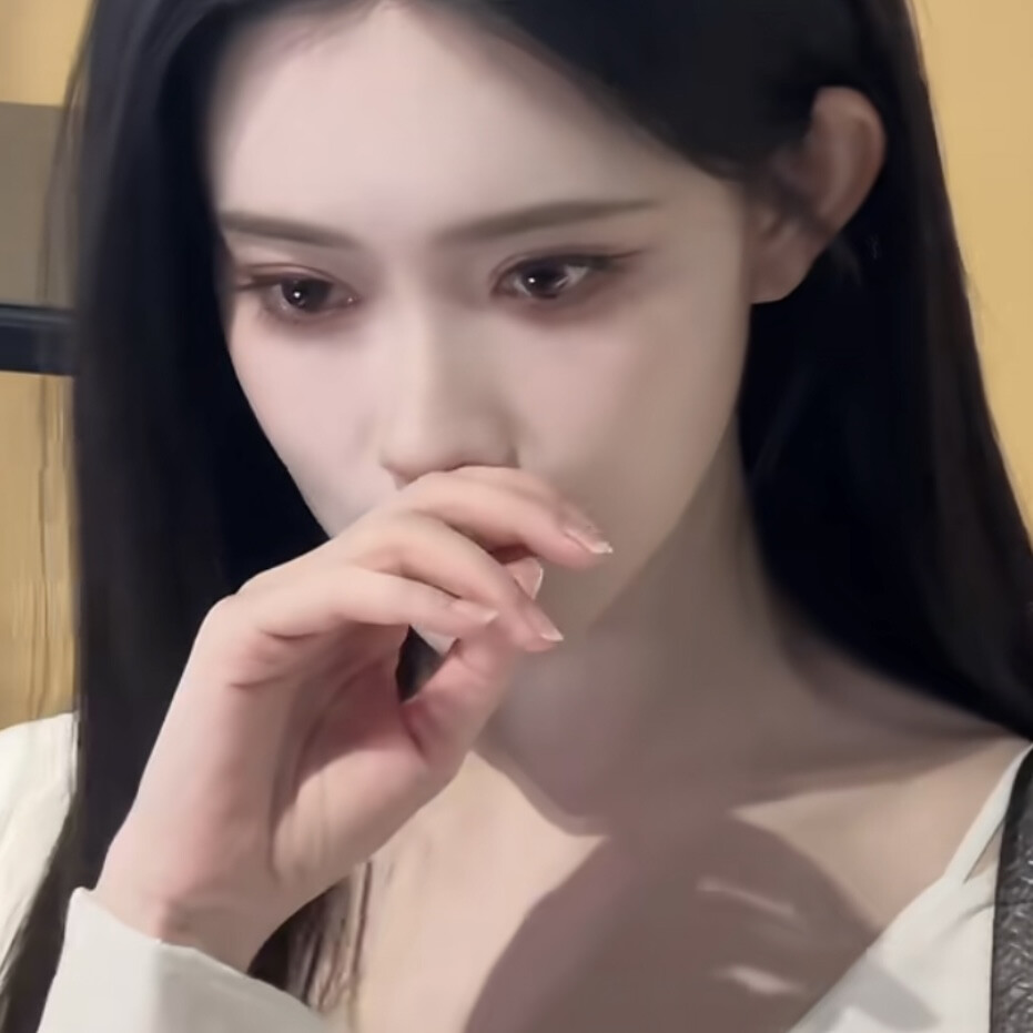 我的天啊这是神吗…..哪张放首张都觉得美翻了….