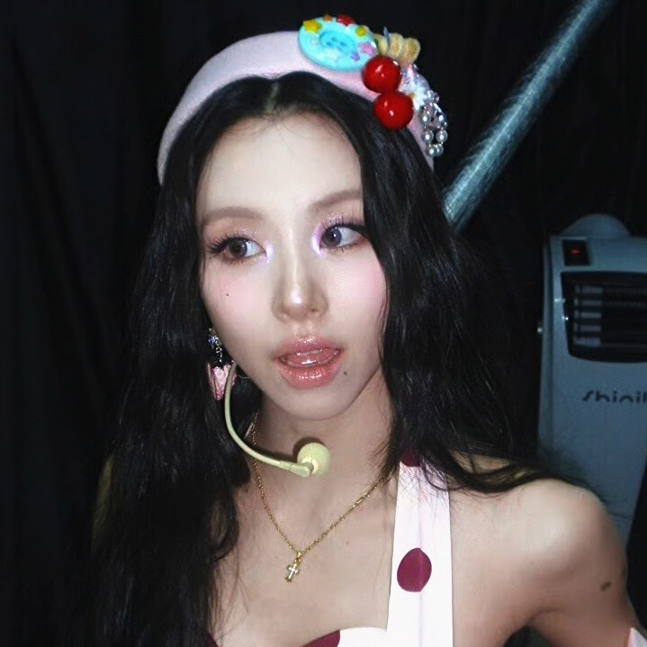 孙彩瑛 