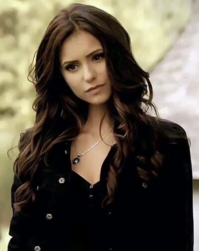 Nina Dobrev